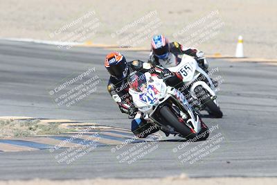 media/Oct-05-2025-CVMA (Sun) [[beeef4f201]]/Race 10-Formula Lightweight Twins Shootout/